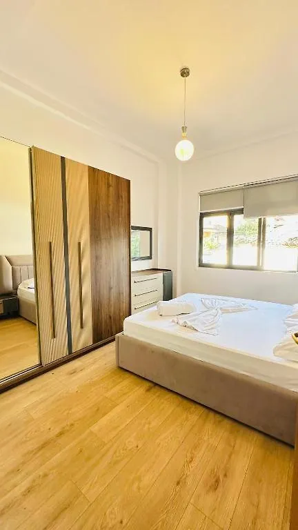 Prime Location Cozy Apartment Near Pazari I Ri Tirana Albania