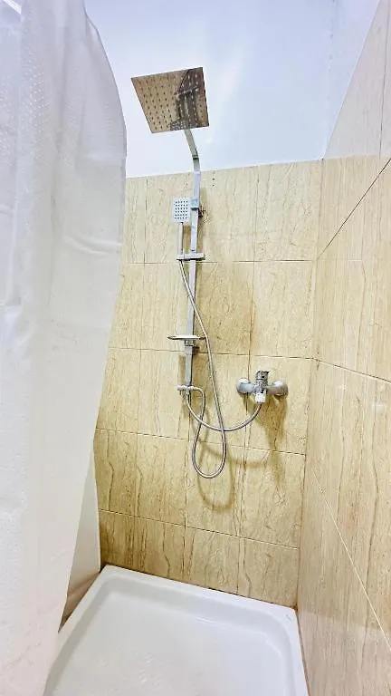 Prime Location Cozy Apartment Near Pazari I Ri Tirana 0*,