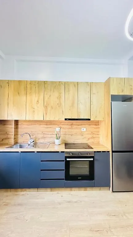Prime Location Cozy Apartment Near Pazari I Ri Tirana