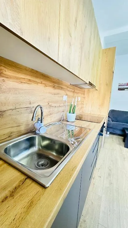 Prime Location Cozy Apartment Near Pazari I Ri Tirana